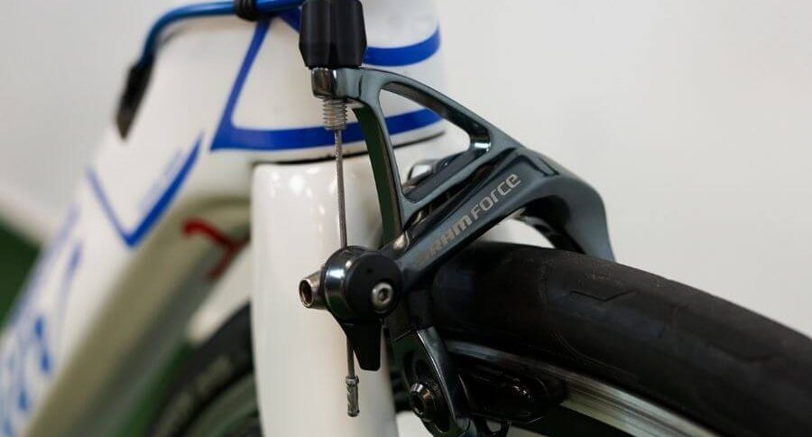 Comment entretenir les freins à disques hydrauliques vélo de route ?
