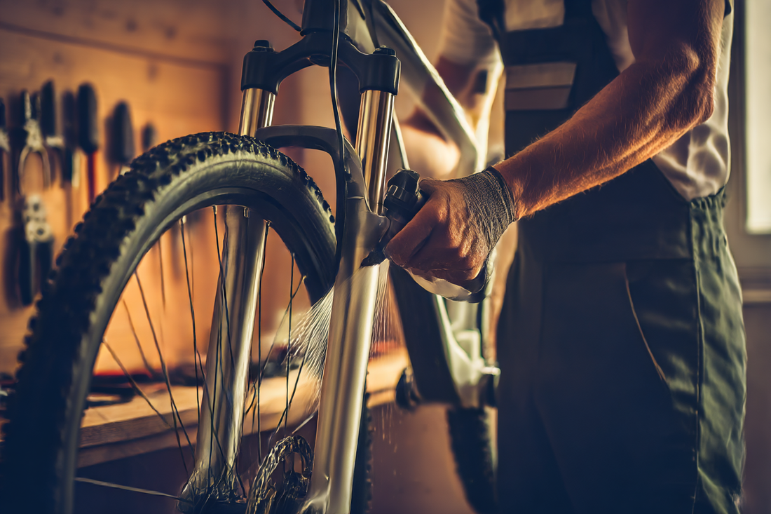 Cómo realizar un correcto mantenimiento de la horquilla de tu bicicleta