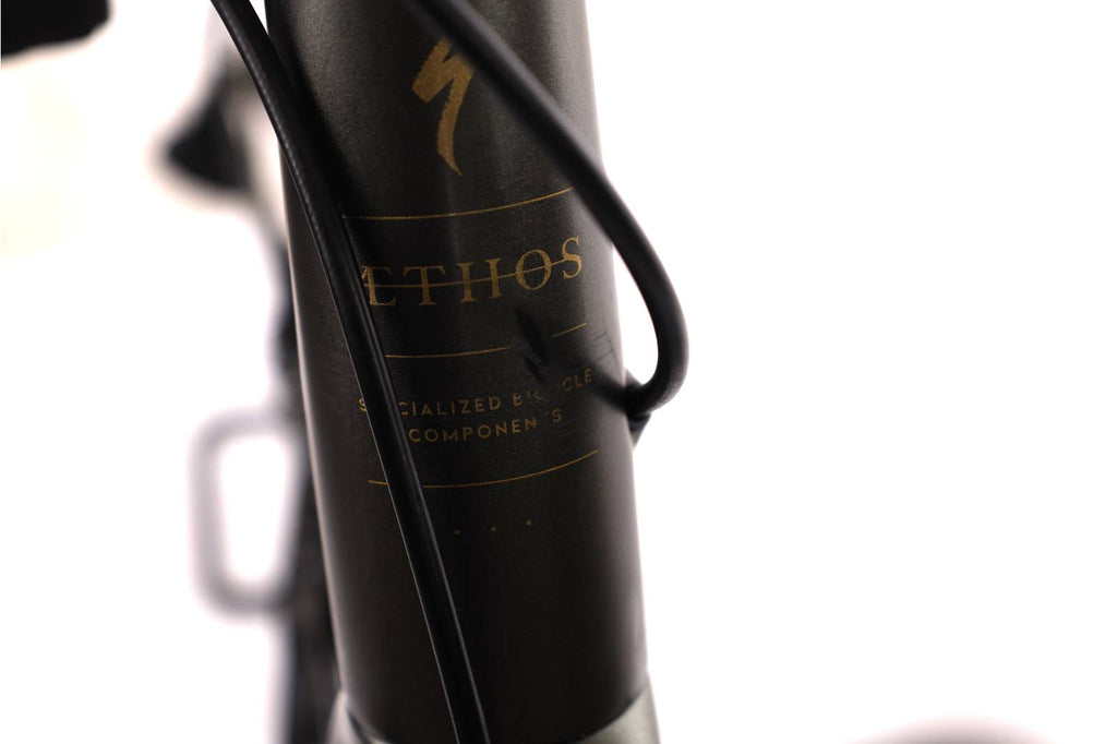 Specialized Aethos Comp Rival AXS