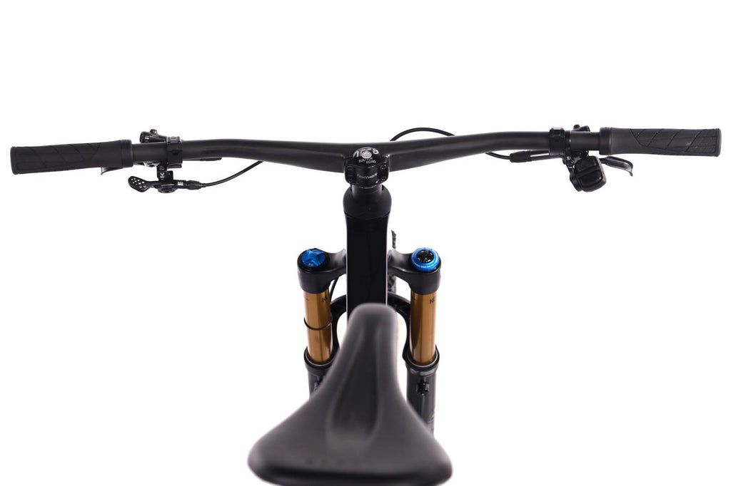 ARC8 Essential GX AXS